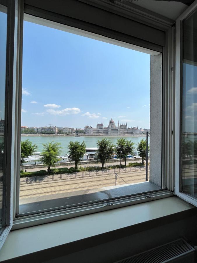B38 Apartament *